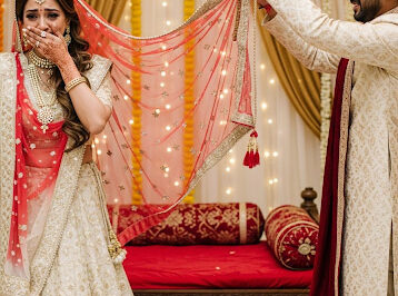 यह जानते हुए भी कि मैं बांझ हूँ, दूल्हे के परिवार ने शादी के लिए मेरा हाथ माँगा। शादी की रात, जैसे ही मैंने कम्बल उठाया, वजह जानकर मैं दंग रह गई…/th
